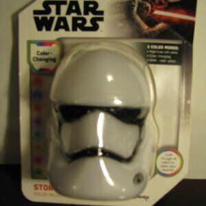 Star Wars Night Light LED Plug-in Dusk-to-Dawn Sensor Color Select Stormtrooper